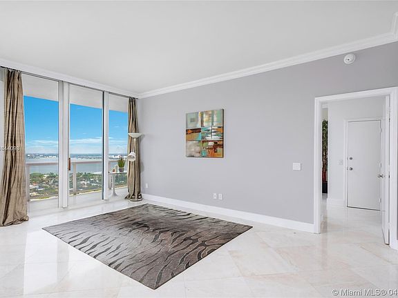 3rd image of 4775 Collins Ave APT 4206