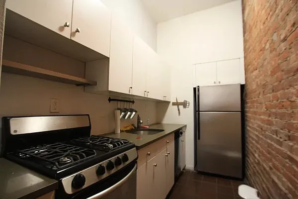 Rented by Brown Harris Stevens | media 19