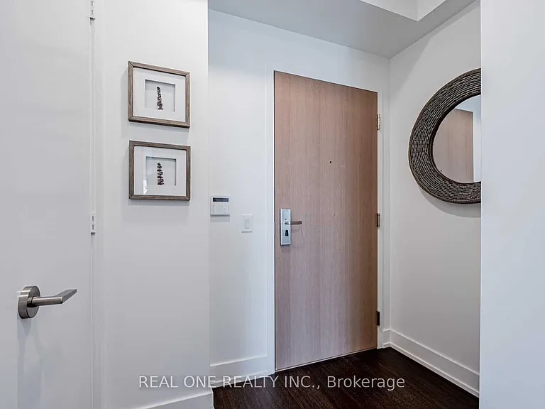 7 Grenville St #3009 — Photo 6