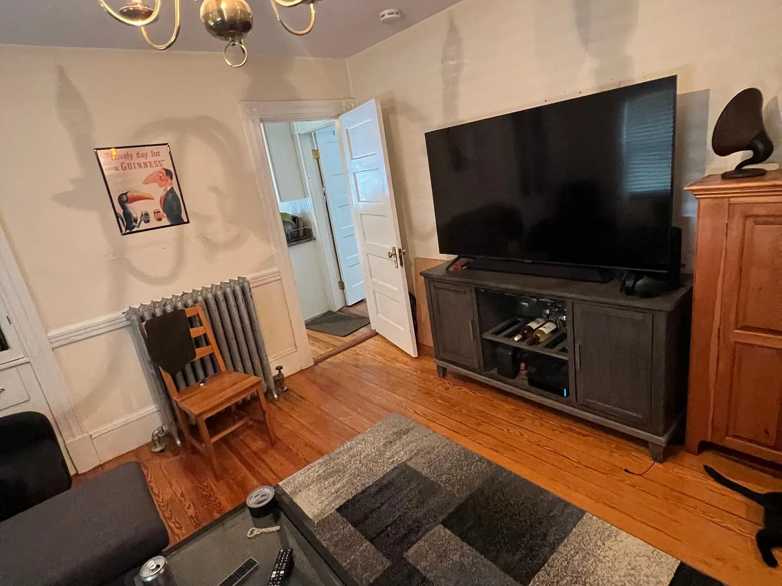 1 bed, 1100 sqft, $950 — Photo 3