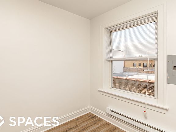 3rd image of 2936 W Palmer St #Unt404