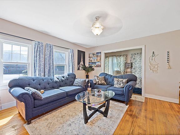 4th image of 58 Portland Avenue