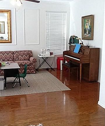 4th image of 8304 Island Park Dr