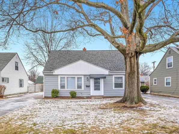 27151 Farringdon Ave, Euclid, OH 44132