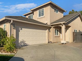 1325 Robinson Ln, Lodi, CA 95242