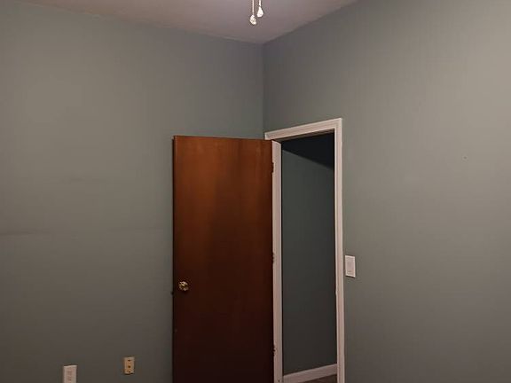 5th image of 145 Woonasquatucket Ave APT 7