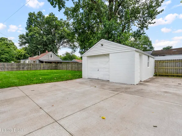 5001 Graston Ave, Louisville, KY 40216