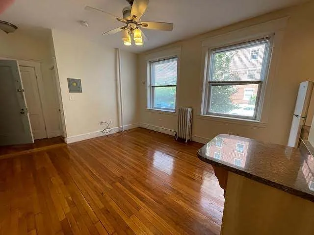 91 Kilmarnock St. — Photo 9