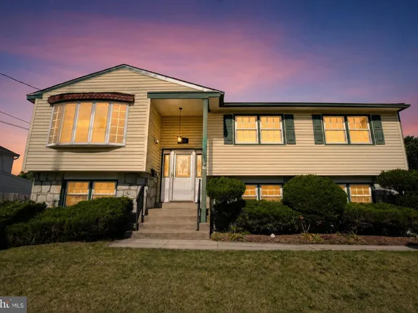 1210 Salem Rd, Burlington, NJ 08016