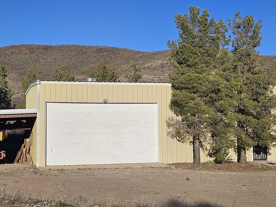 2nd image of 4543 E CIRCLE H RANCH Road