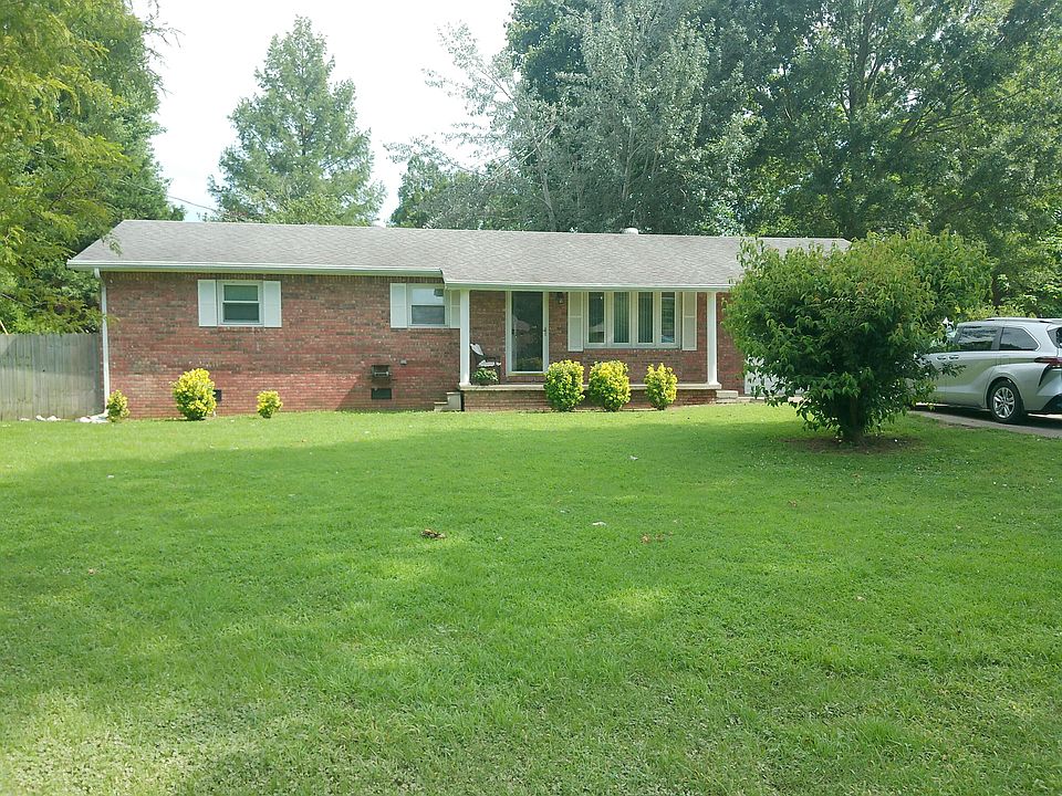 1st image of 444 Cindy Dr