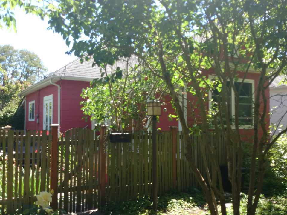 1st image of 1543C NW 61st St