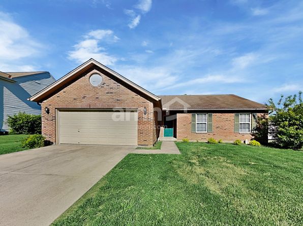 3382 Whispering Trees Dr