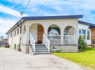 14 Yatescastle Dr, Toronto, ON M3L2B8