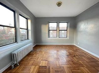 1010 President St APT 4H, Brooklyn, NY 11225