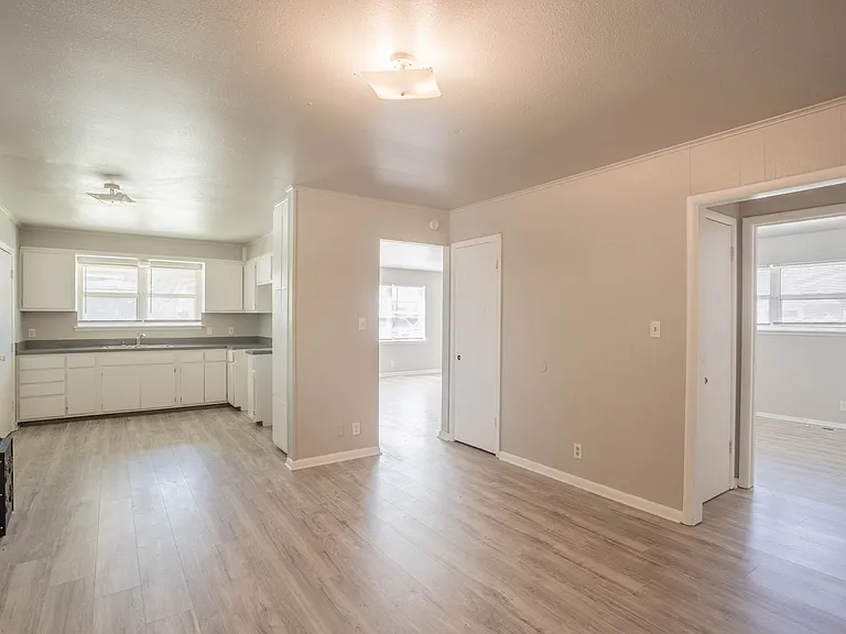 5021 S 85th East Ave — Photo 7