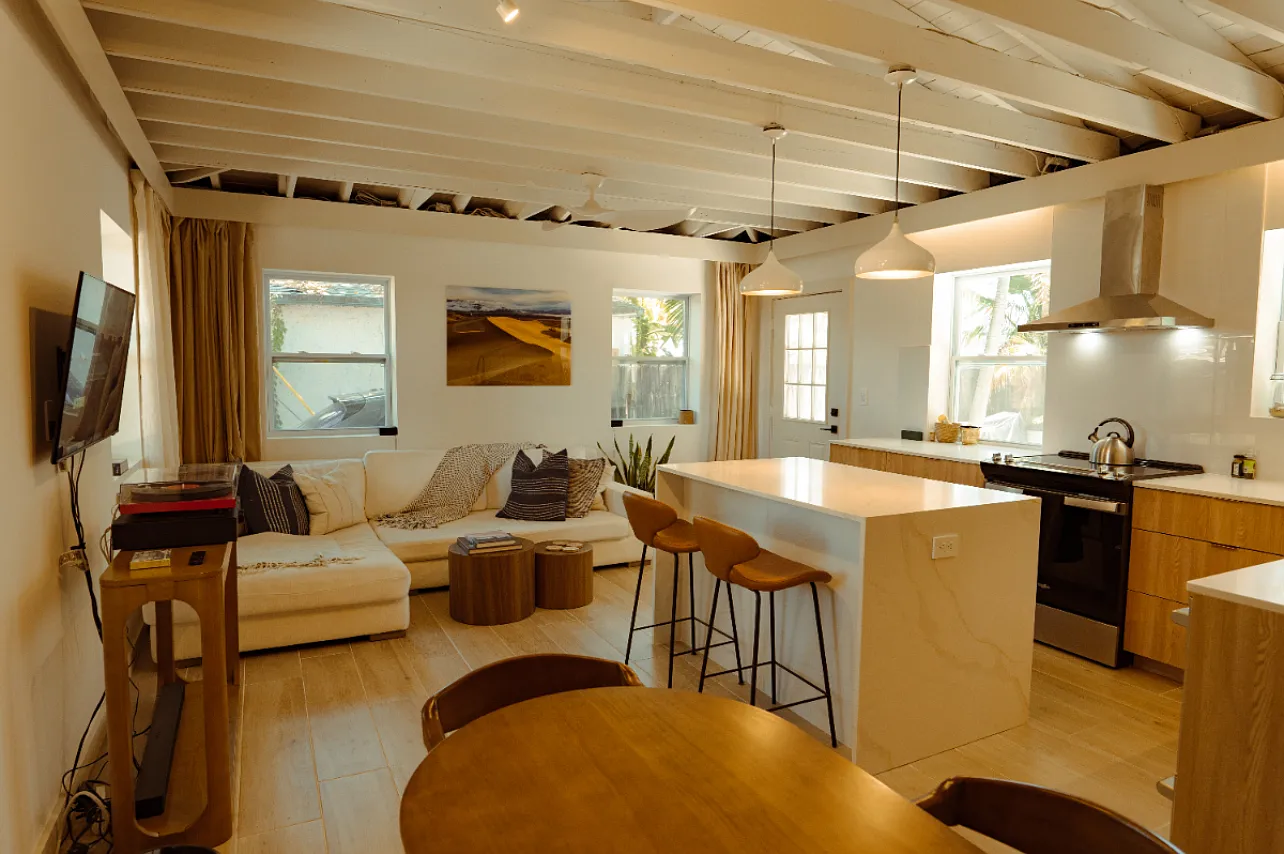 1 bed, 800 sqft, $2,800 — Photo 1