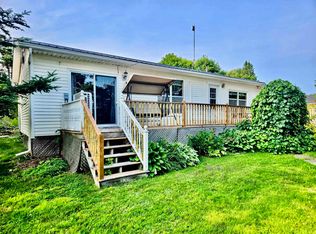 11 Ferry View Ln, Wood Islands, PE C0A 1B0