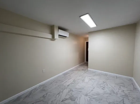 2341 Dole St, Honolulu, HI 96822