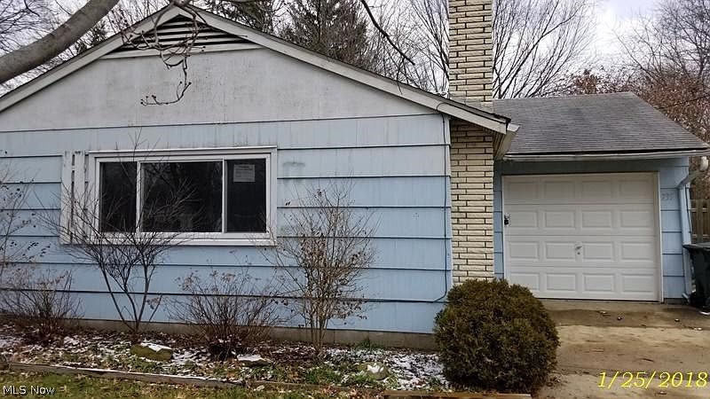 1st image of 735 Kaye Dr