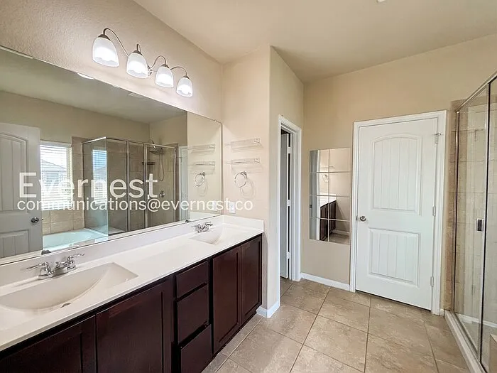 1974 Mexia Dr — Photo 5