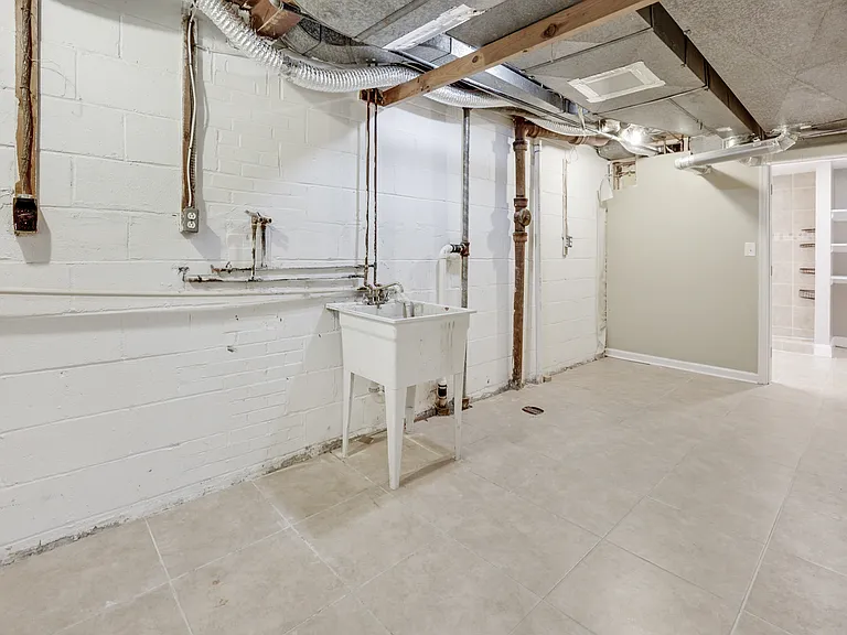 6811 Lemon Rd — Photo 33