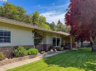 1068 Rice Creek Rd, Winston, OR 97496
