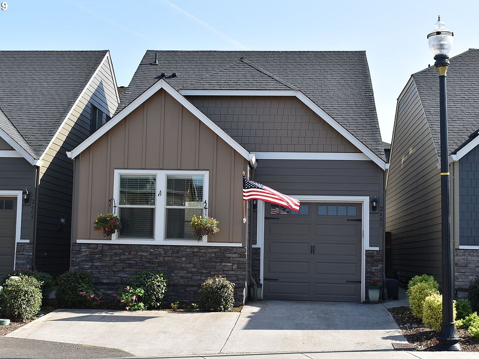 1st image of 2601 NE 130th Ct