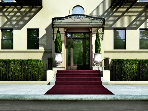 480 Central Park West