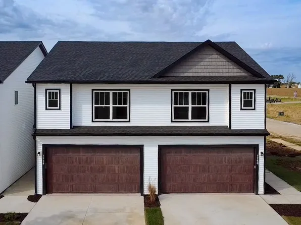 5198 Polster Pl, Bettendorf, IA 52722