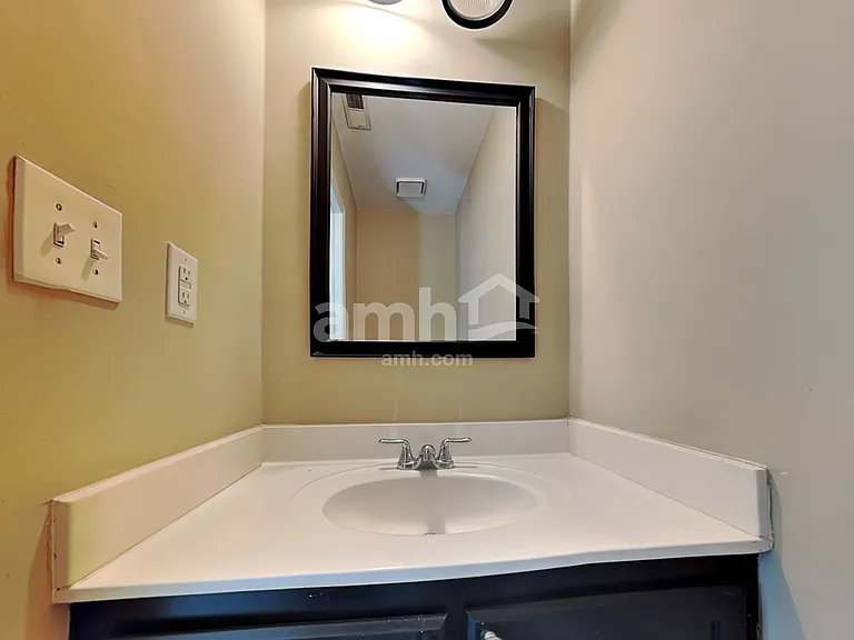 12719 Diamond Dr — Photo 10