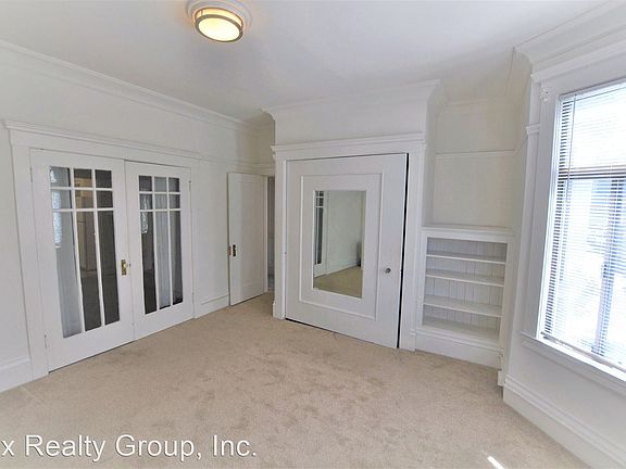 2nd image of 1434 Jackson St APT 4