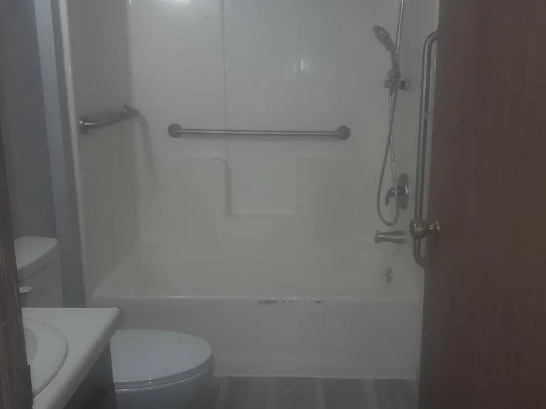 3918 Mishicot Rd #101 — Photo 6