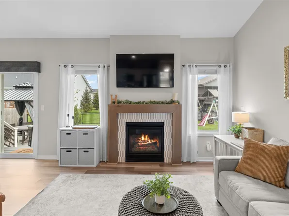 2909 SW Pleasant St, Ankeny, IA 50023