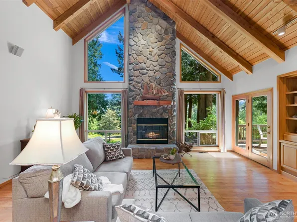 3337 Agate Heights Rd, Bellingham, WA 98226