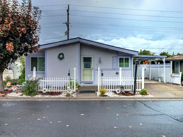 4624 S Pacific Hwy Unit 4, Phoenix, OR 97535