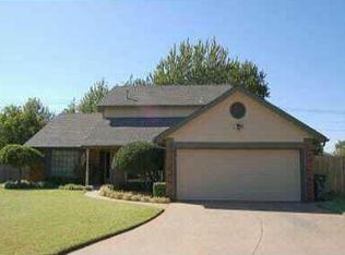 1509 S Salem Ct, Edmond, OK 73003