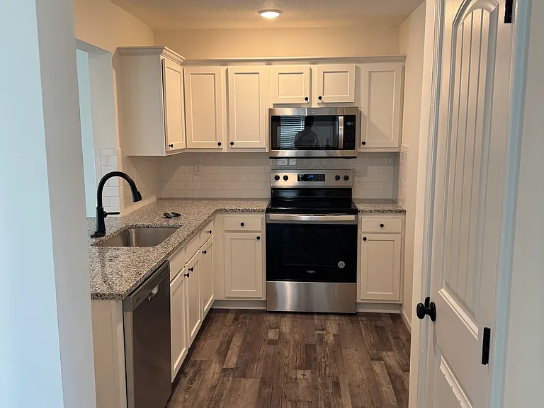 2719 Chasehire Dr — Photo 19