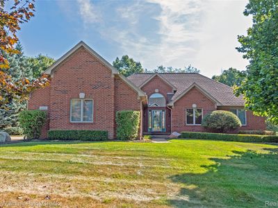 68400 Copperwood Dr, Washington, MI, 48095