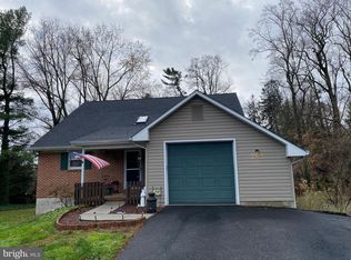 7 Laurel Ave, Newark, DE 19711