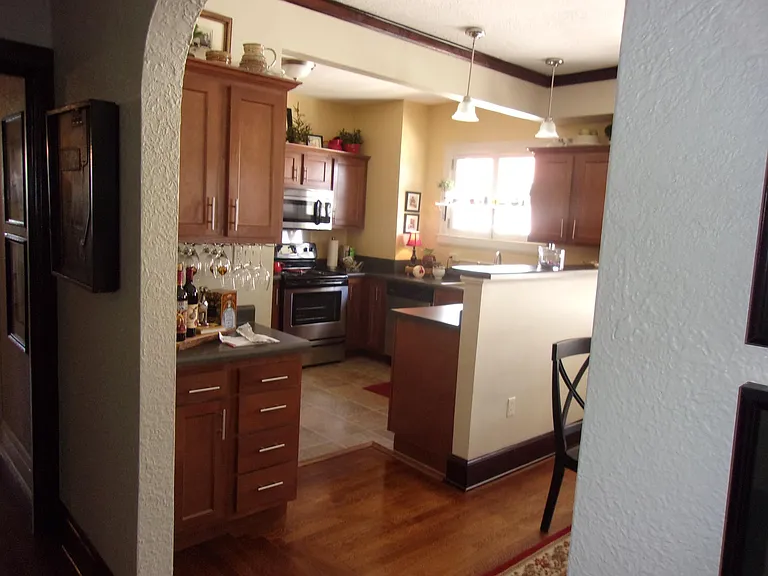 305 Park Ave — Photo 14