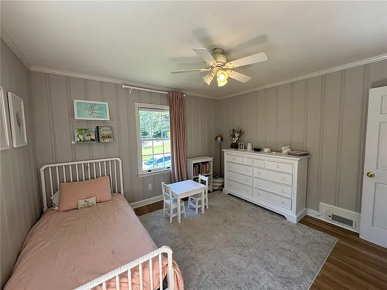 2497 Thompson Rd — Photo 37
