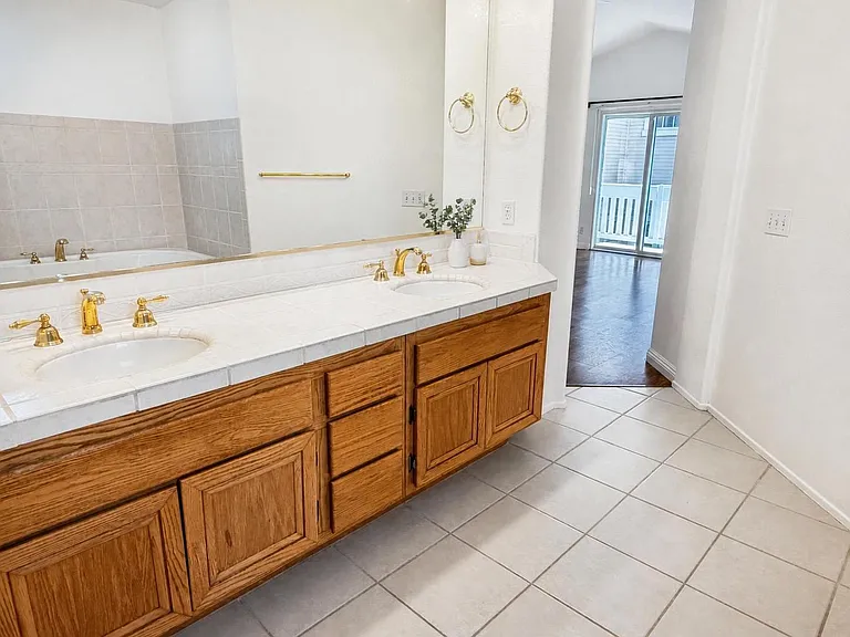 108 Citrus Ranch Rd — Photo 14