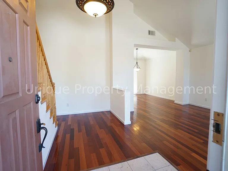 1536 Terry Lynn Ln — Photo 2