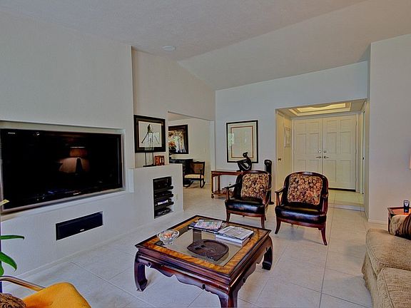 2nd image of 4052 W Christy Dr