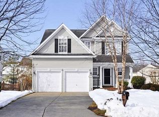 21321 Marsh Creek Dr, Ashburn, VA 20148