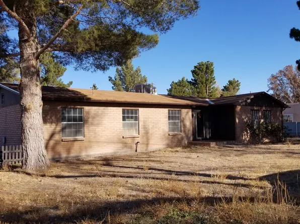 909 Clayton Ln, Tularosa, NM 88352