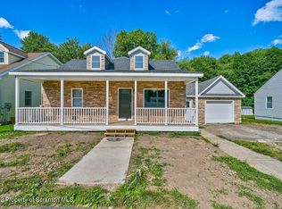 11 Brook Ln, Spring Brook Township, PA 18444