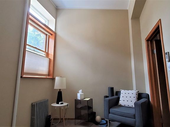 5th image of 756 Leonard St #1R