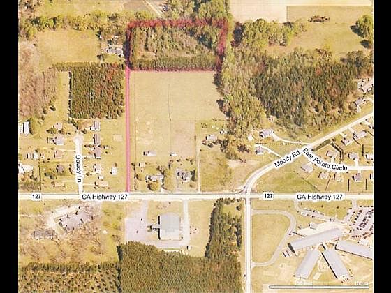 2nd image of 2429 Highway 127